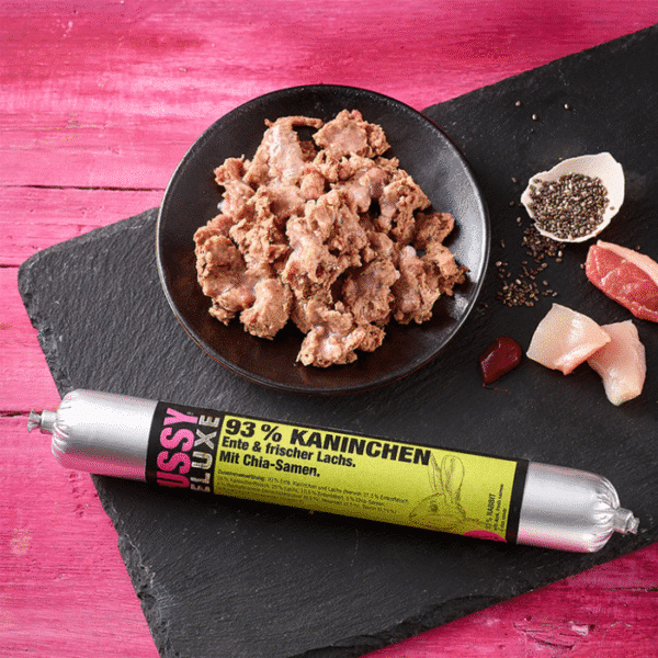 MEAT LOVE DELUX RABBIT, DUCK, SALMON & CHIA SEEDS 100G - Image 2