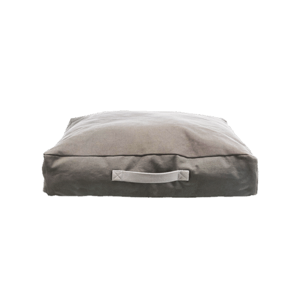 TRIXIE TAILS BED SQUARE BERRY